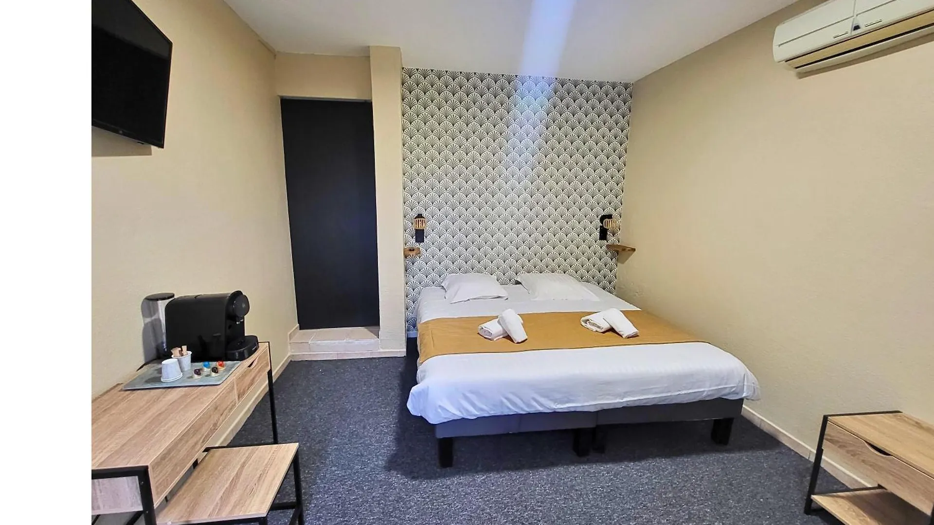 Hotel De La Mer Hyeres 0*,  France