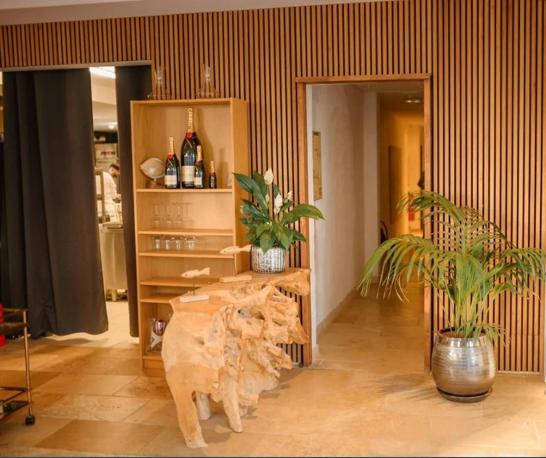Hotel De La Mer Hyeres