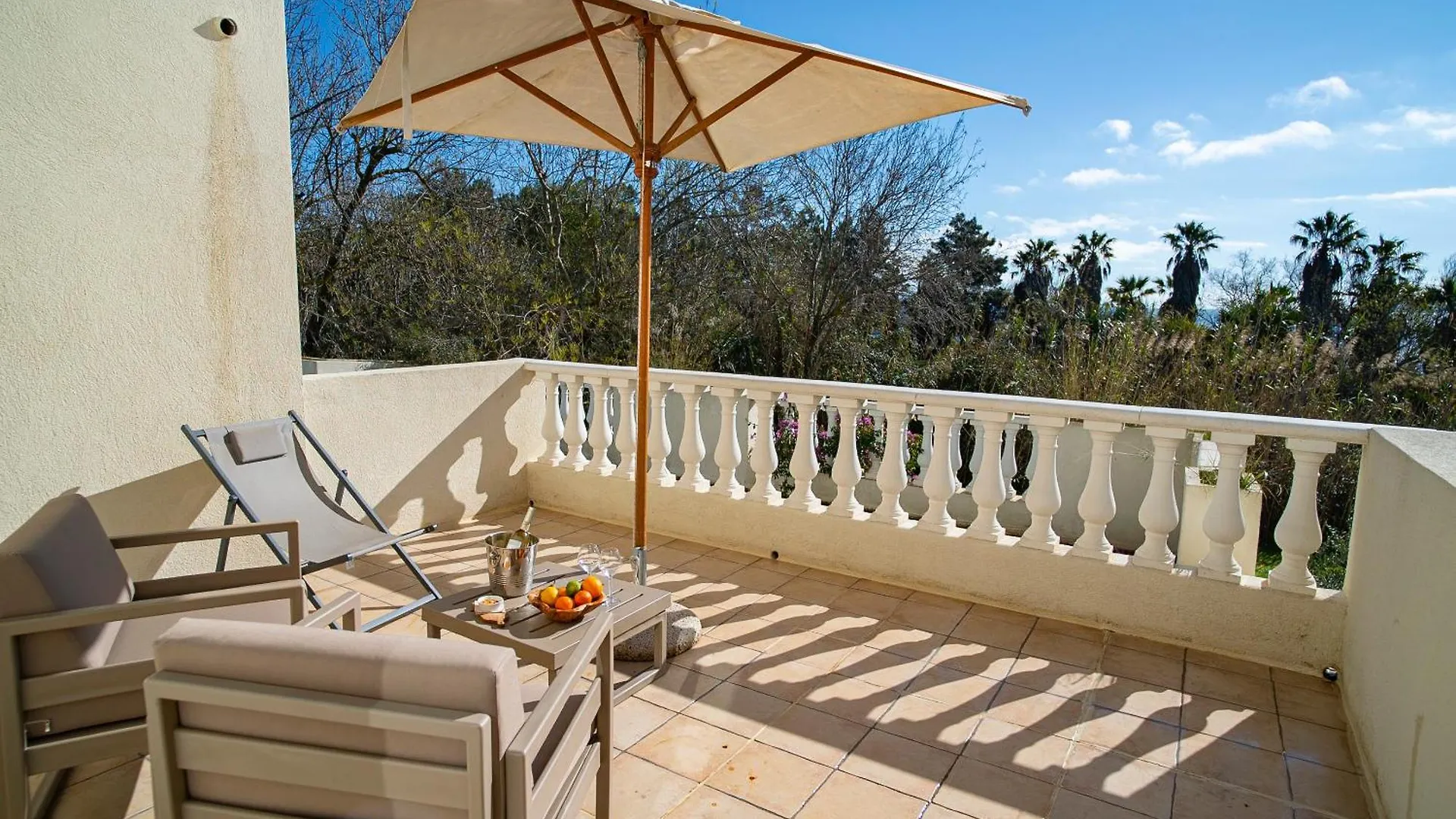 Hotel De La Mer Hyeres
